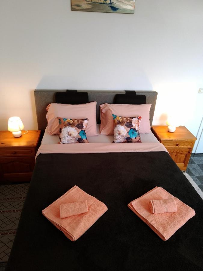 Abelia Sea View Apartment พูลา ภายนอก รูปภาพ