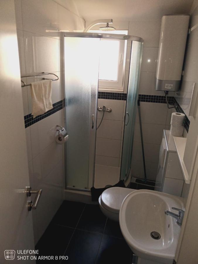 Abelia Sea View Apartment พูลา ภายนอก รูปภาพ